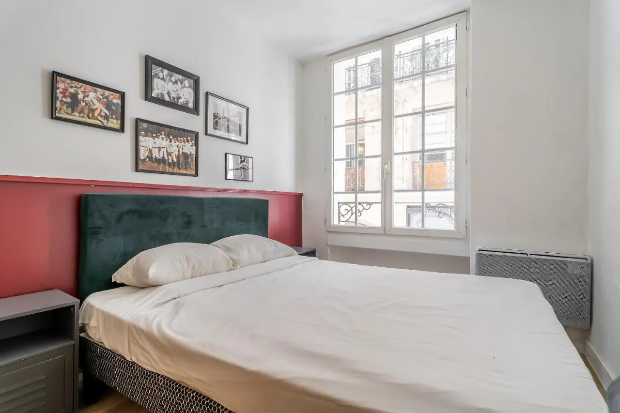 Apartment Esprit Loft & Club Proche Embarcadere Corse Mayol Port Centre Historique Toulon France